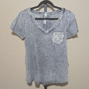NWT Aratta Lace Floral Grey Acid Washed Top. Small